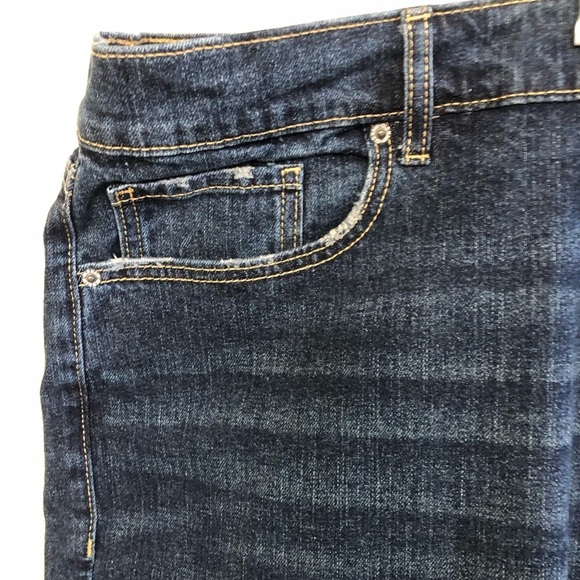 Old Navy Woman’s Mid-Rise Dark-Wash Boyfriend Jeans Plus Size 26 - Picture 5 of 14